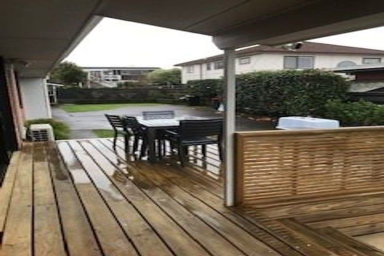 Photo of property in 25 Whitaker Street, Otumoetai, Tauranga, 3110