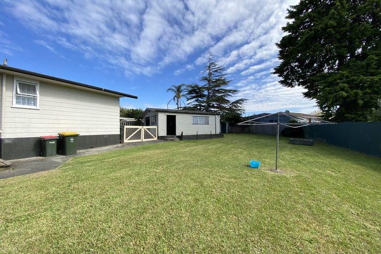 Photo of property in 27 Astor Place, Manurewa, Auckland, 2102