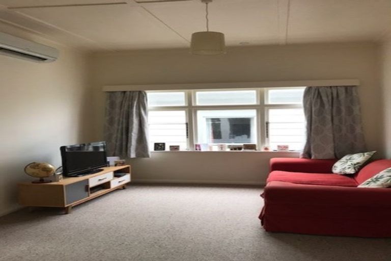 Photo of property in 247 Rintoul Street, Berhampore, Wellington, 6023