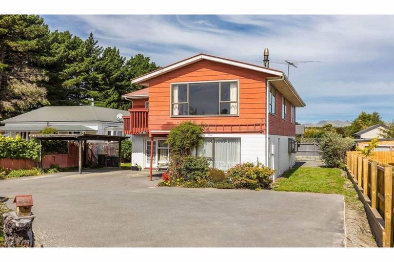 Photo of property in 156 Pages Road, Wainoni, Christchurch, 8061