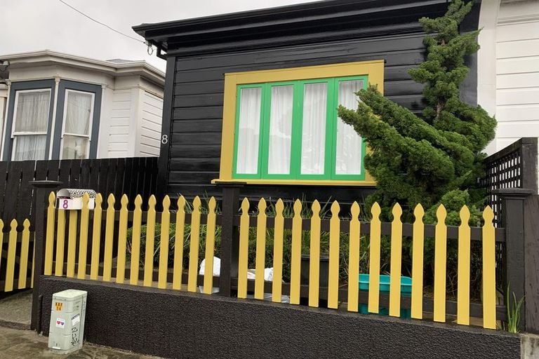 Photo of property in 8 Emmett Street, Newtown, Wellington, 6021