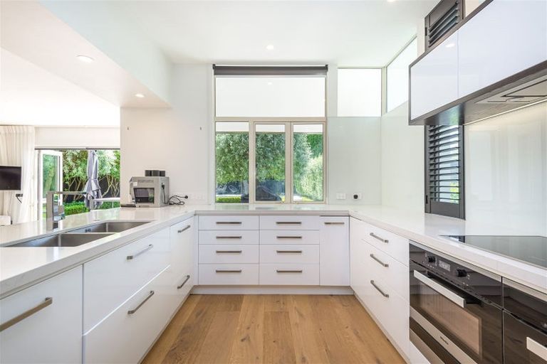 Photo of property in 22a Queens Avenue, Merivale, Christchurch, 8014