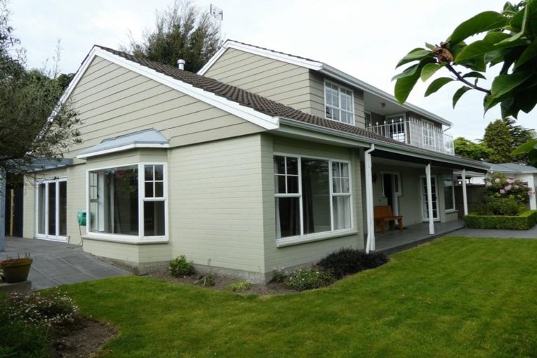 Photo of property in 2/198 Clyde Road, Burnside, Christchurch, 8053