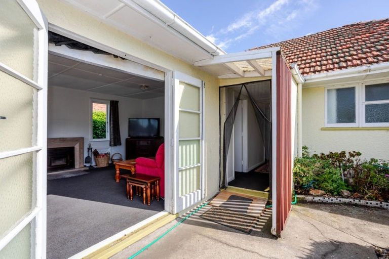 Photo of property in 26 Victor Street, Dannevirke, 4930