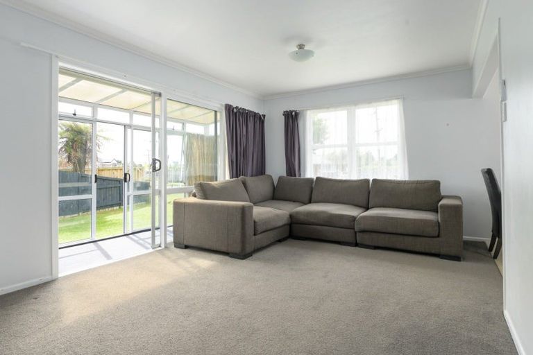 Photo of property in 53 Collins Road, Melville, Hamilton, 3206