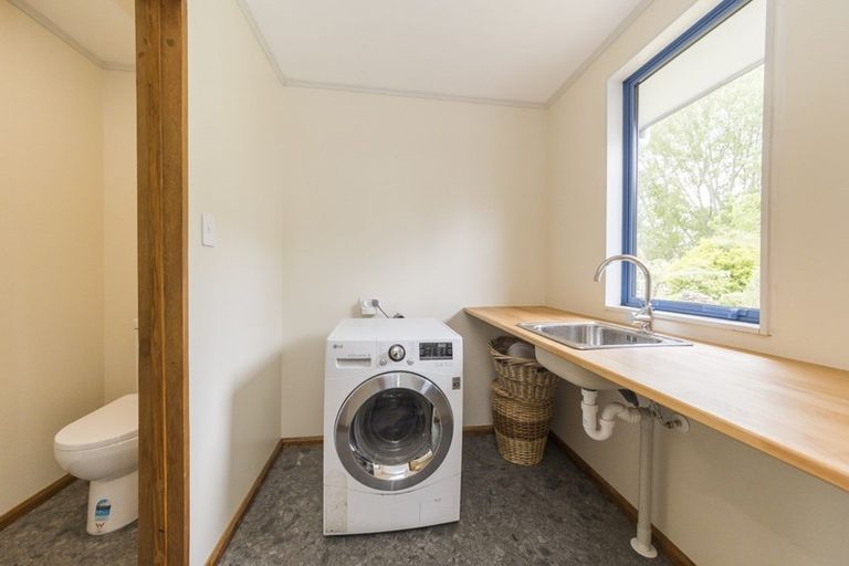 Photo of property in 136 Pohangina Valley Road East, Ashhurst, 4884