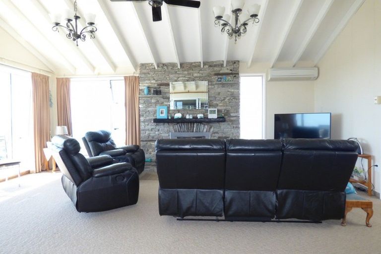 Photo of property in 26 Oakleigh Crescent, Oamaru North, Oamaru, 9400