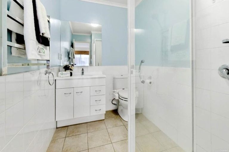 Photo of property in 5/55 Verbena Road, Birkdale, Auckland, 0626