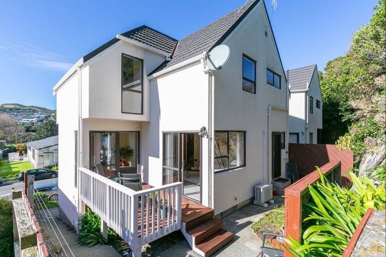 Photo of property in 107 Main Road, Tawa, Wellington, 5028