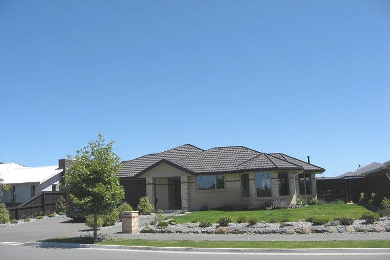 Photo of property in 59 Pohutukawa Crescent, Parklands, Christchurch, 8083