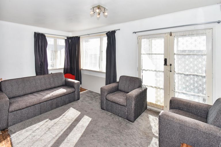 Photo of property in 28c Pah Road, Papatoetoe, Auckland, 2025