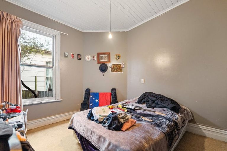 Photo of property in 44 Law Street, Caversham, Dunedin, 9012