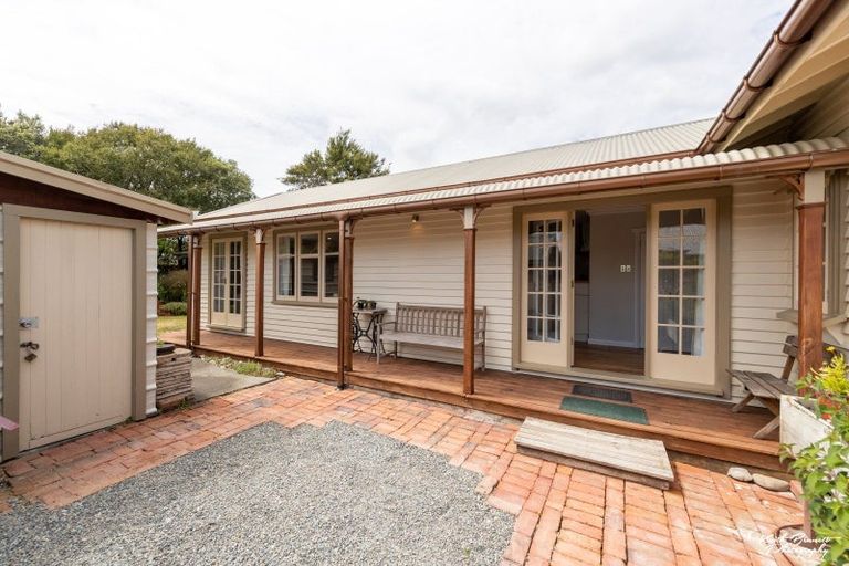 Photo of property in 22 Whakatiki Street, Trentham, Upper Hutt, 5018