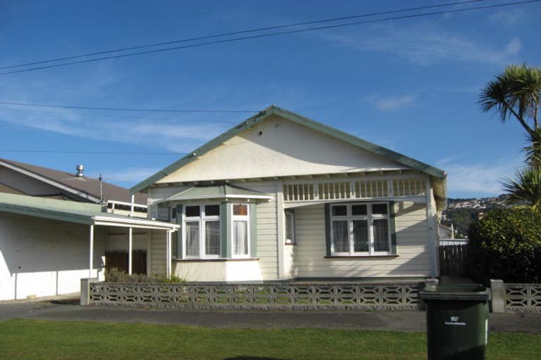 Photo of property in 10 Alma Street, Saint Kilda, Dunedin, 9012