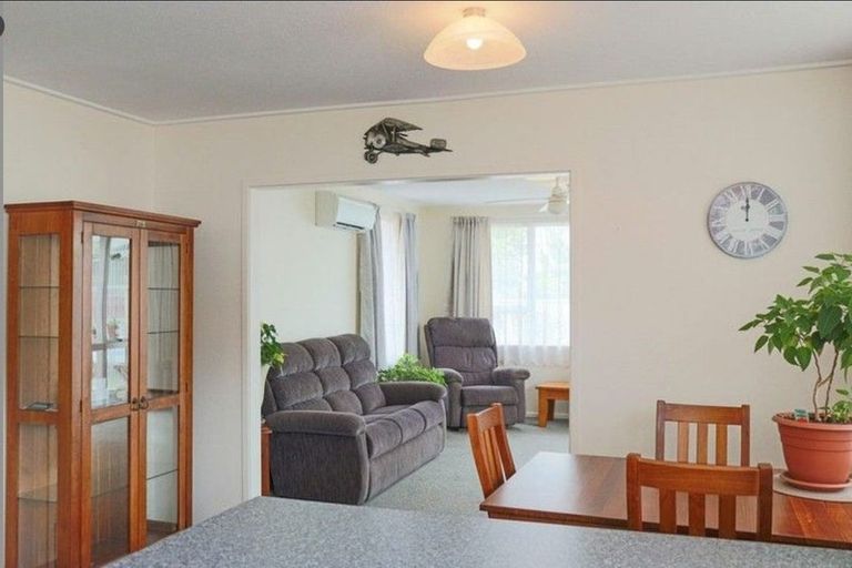 Photo of property in 4 Matipo Place, Edgecumbe, 3120