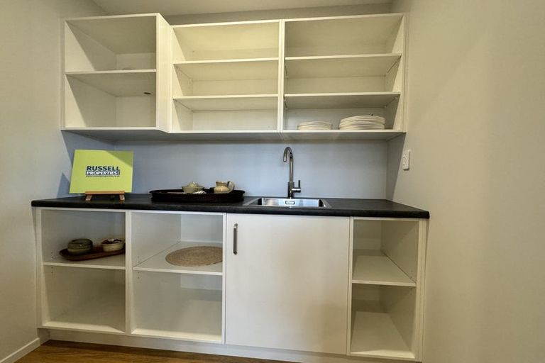 Photo of property in 9 Pine Hill Rise, Glenside, Wellington, 6037