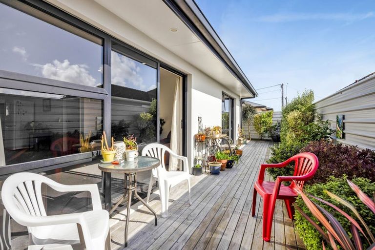 Photo of property in 18b Laurent V C Street, Hawera, 4610