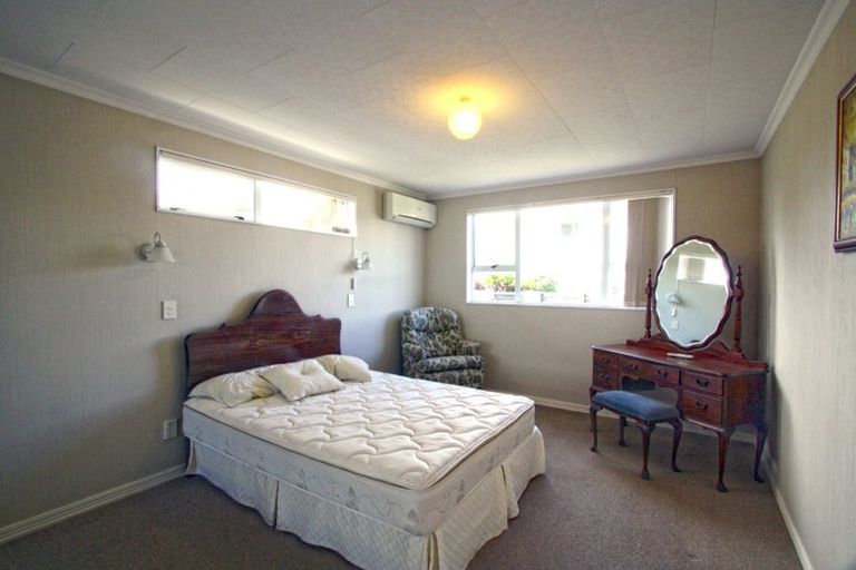 Photo of property in 145 Mangorei Road, Merrilands, New Plymouth, 4312