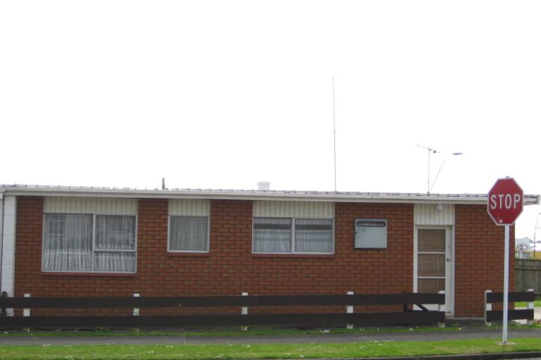Photo of property in 97 Pendarves Street, New Plymouth, 4310