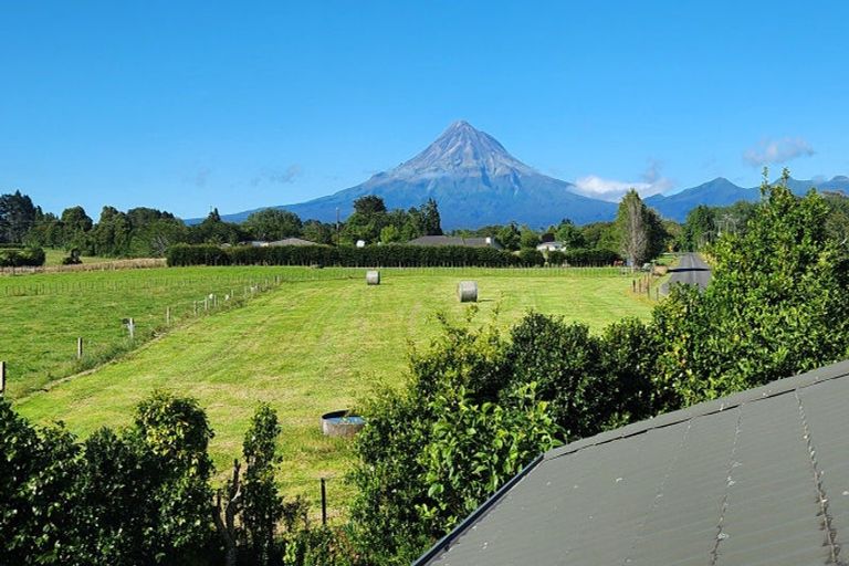 Photo of property in 49 Lepper Road, Inglewood, 4386