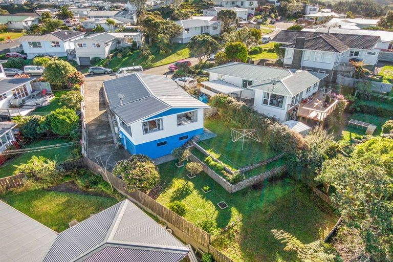 Photo of property in 4 Glenamoy Crescent, Johnsonville, Wellington, 6037