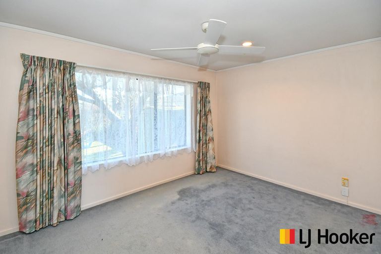 Photo of property in 45 Clevedon Road, Papakura, 2110