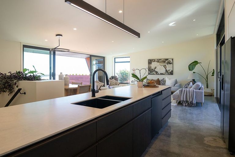 Photo of property in 3 John Monck Lane, Redcliffs, Christchurch, 8081