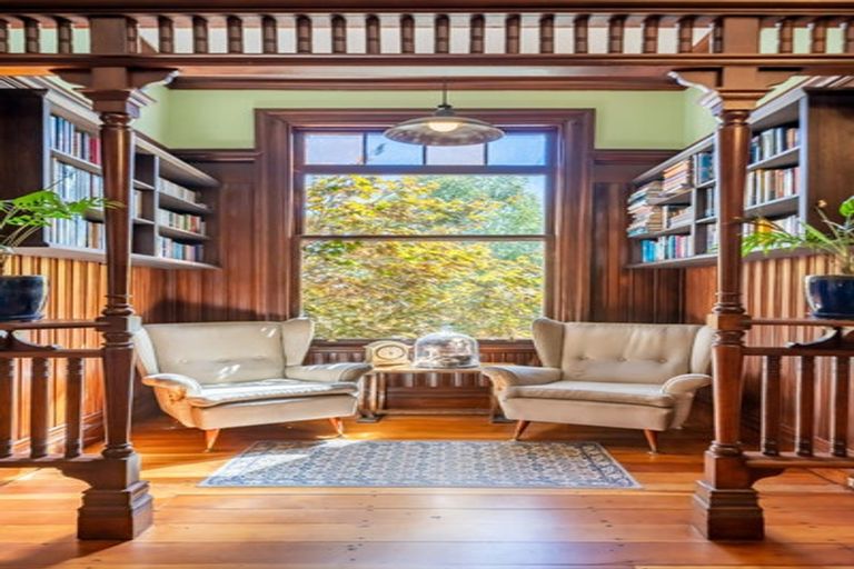 Photo of property in 215a Katherine Mansfield Drive, Whitemans Valley, Upper Hutt, 5371