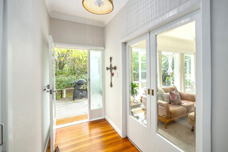 Photo of property in 431a High Street South, Carterton, 5713