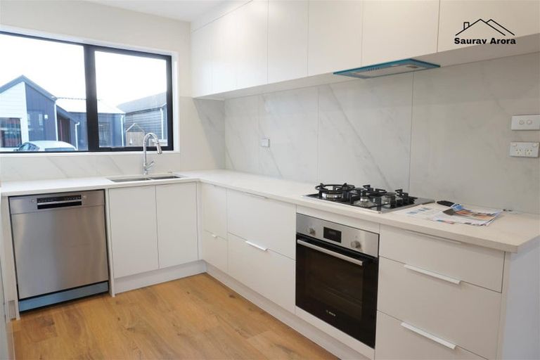 Photo of property in 77 Kaha Road, Papakura, 2110