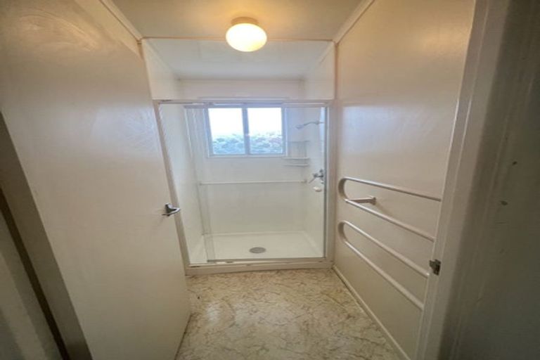 Photo of property in 20 Sunnyhill Crescent, Sunnyhills, Auckland, 2010