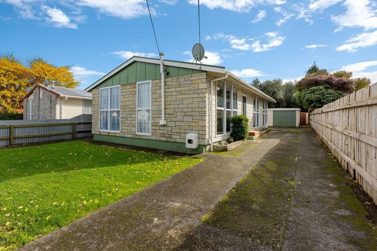Photo of property in 18 Shakespeare Avenue, Trentham, Upper Hutt, 5018