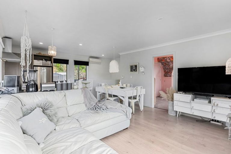 Photo of property in 118 Stredwick Drive, Torbay, Auckland, 0630
