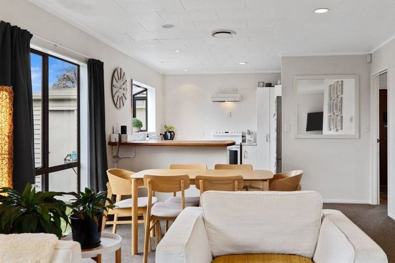 Photo of property in 17 Emery Place, Papamoa Beach, Papamoa, 3118