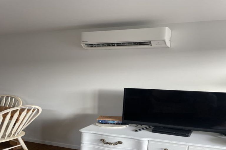 Photo of property in 48 Te Puketoka Lane, Mangere, Auckland, 2022