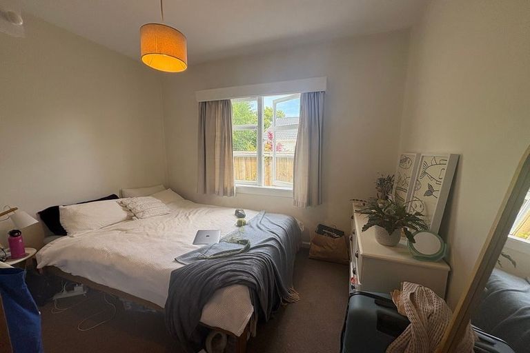 Photo of property in 39 Straven Road, Riccarton, Christchurch, 8011