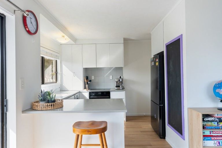 Photo of property in 6a Parakai Street, Paraparaumu, 5032