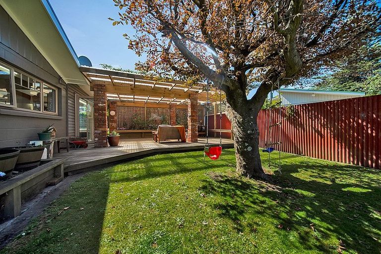 Photo of property in 41 Dives Avenue, Hawera, 4610