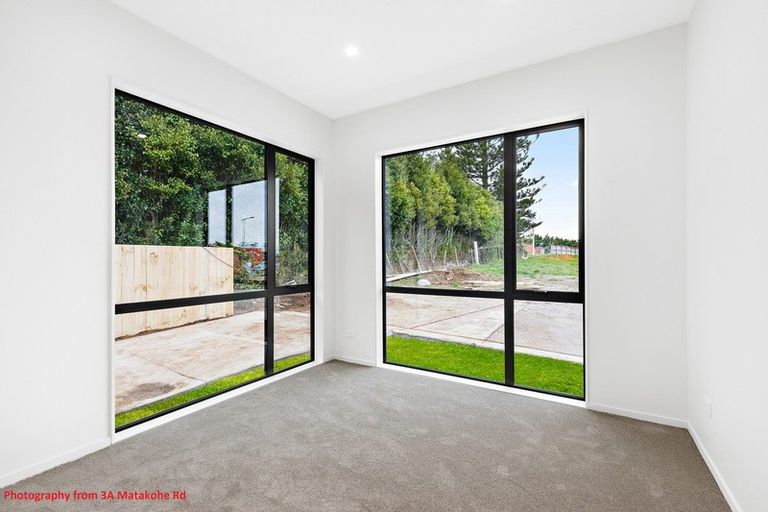 Photo of property in 3b Matakohe Road, Westgate, Auckland, 0814