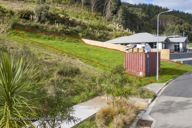 Photo of property in 97 Kakariki Grove, Waikanae, 5036