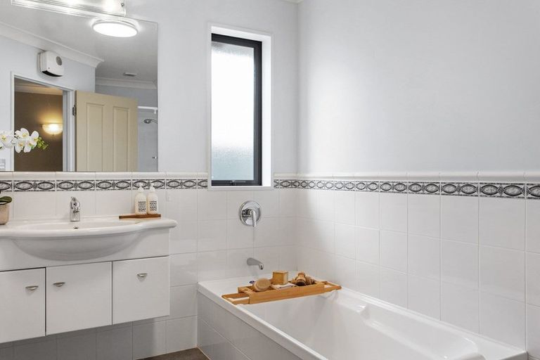 Photo of property in 63a Birchfield Avenue, Dallington, Christchurch, 8061