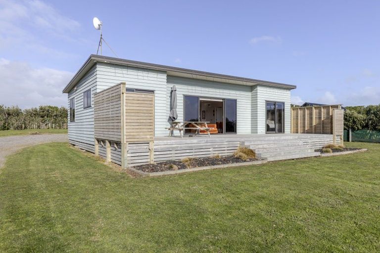Photo of property in 428 Coast Road, Warea, New Plymouth, 4381