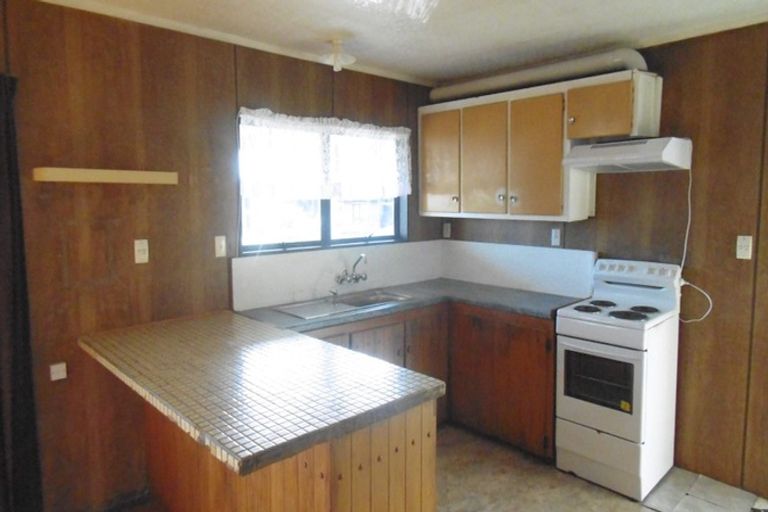 Photo of property in 27 Trevor Hosken Drive, Wiri, Auckland, 2104