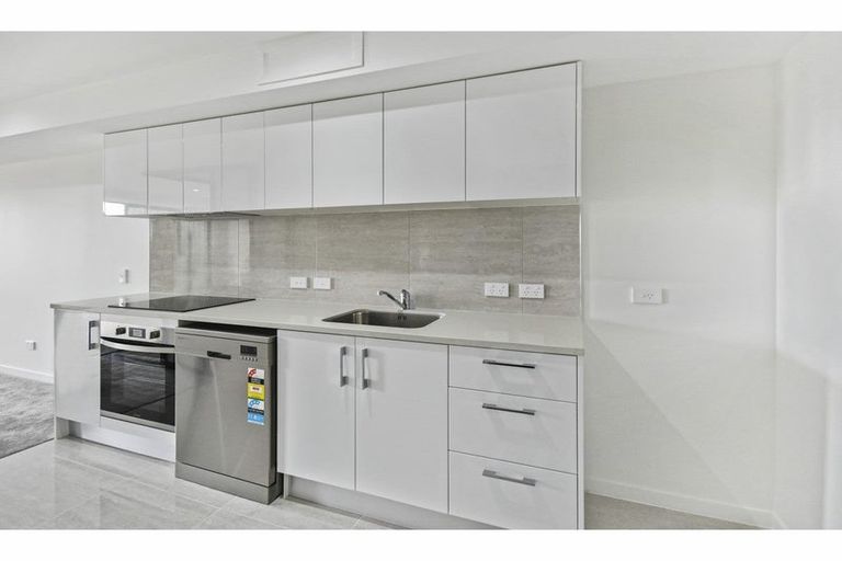 Photo of property in 211/8 Gray Avenue, Mangere East, Auckland, 2024