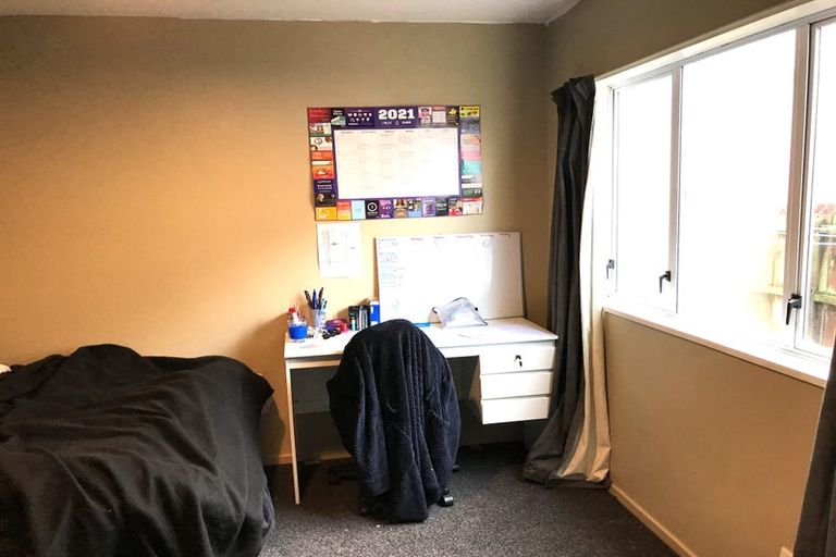 Photo of property in 18f Forth Street, North Dunedin, Dunedin, 9016