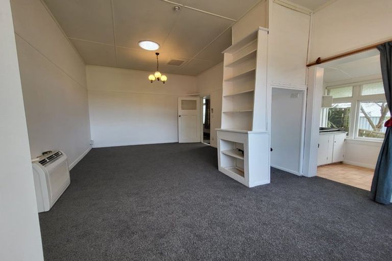 Photo of property in 1/28 Ribble Street, Island Bay, Wellington, 6023