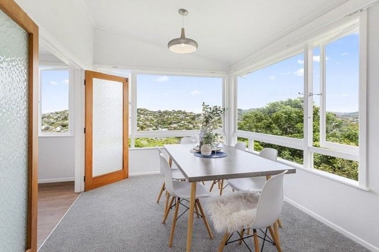 Photo of property in 7 Kau Kau Way, Ngaio, Wellington, 6035