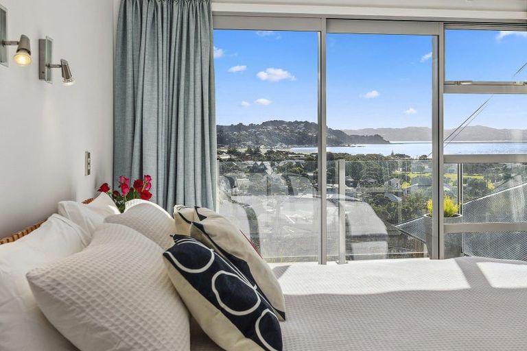 Photo of property in 69 Mantell Street, Seatoun, Wellington, 6022