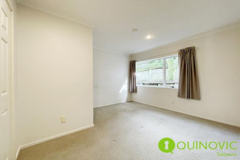 Photo of property in 28 Mulgan Way, Browns Bay, Auckland, 0630