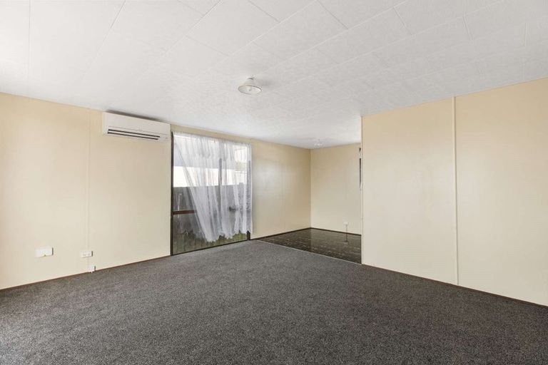 Photo of property in 1/62 Othello Drive, Clover Park, Auckland, 2023